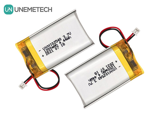 Batteria al litio polimerico personalizzata 102540 3.7V 1200mAh Batteria Li-Po per attrezzature di bellezza