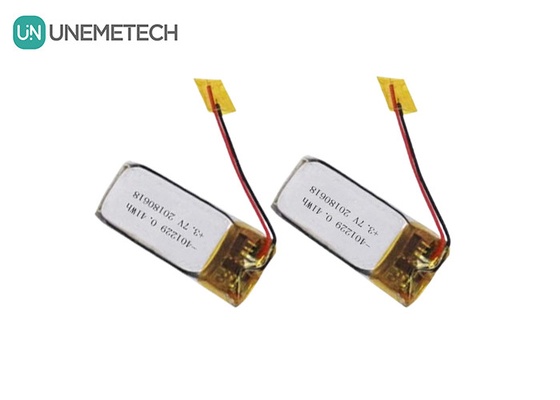 Batteria Li-ion polimerico personalizzata 3.7 V 110mAh 401229 Piccola batteria Lipo per cassa di ricarica per auricolari
