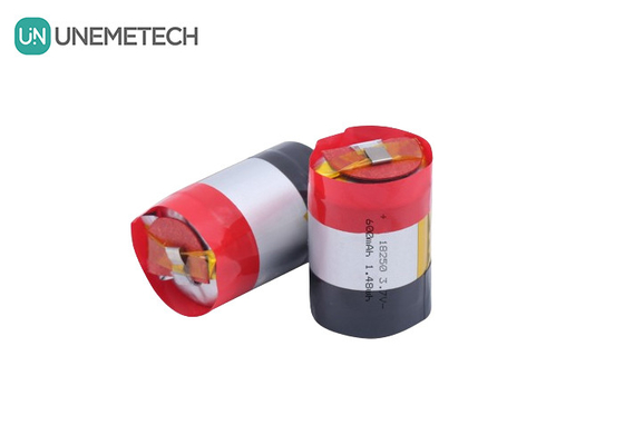 18250 630mAh 3.7V Batteria polimerica cilindrica ricaricabile a ioni di litio con corrente di scarica 5A