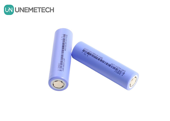 30A Scarica continua 18650 Batterie 2000mAh 3.7V Cellula cilindrica agli ioni di litio INR18650-20P