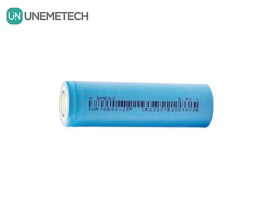 2500mAh 3.7V Max 6A Carica continua Batteria agli ioni di litio cilindrica 18650 INR18650-25P