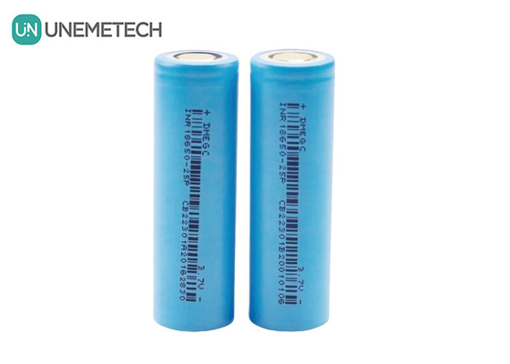 2500mAh 3.7V Max 6A Carica continua Batteria agli ioni di litio cilindrica 18650 INR18650-25P