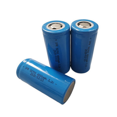 LiFePO4 32700 3.2V 6000mAh Batteria LFP Batteria ciclindrica al litio ferro fosfato